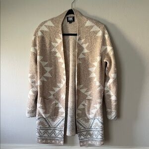 Frye Women's Beige and Cream Geometric Cardigan